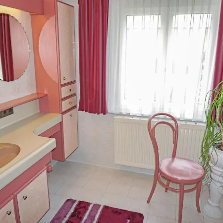 Enzian Apartment Pians